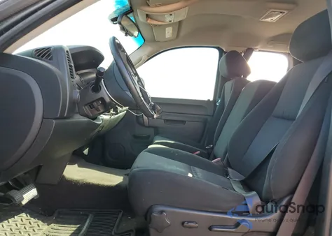 2013 Chevrolet Silverado C1500 Lt z USA, uszkodzony, nr VIN 1GCRCSE06DZ215810